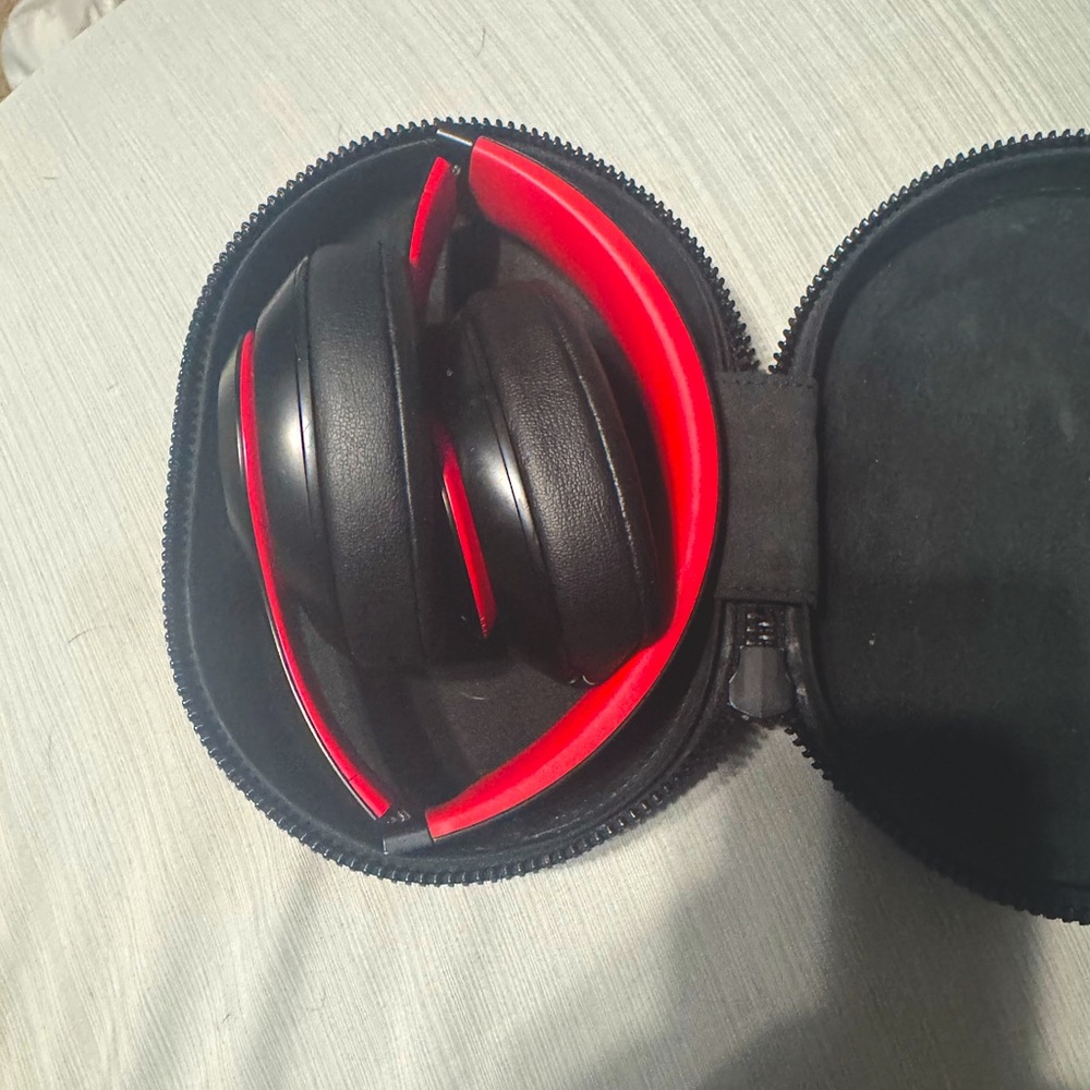 Beats by Dre. Studio 3 wireless headphones. 10th anniversary edition.